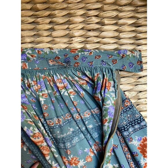 Vintage Skirt - Picture 6 of 8